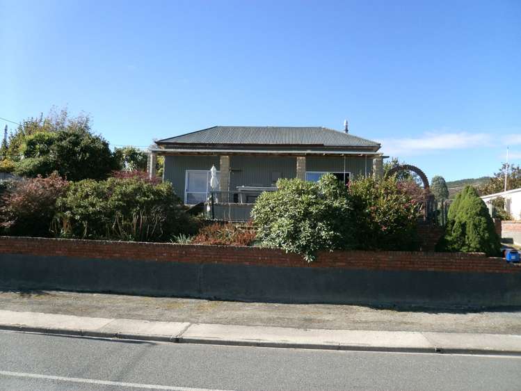 72 Eddystone Street Kaitangata_0
