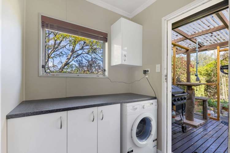 87 Pigeon Valley Road Wakefield_13