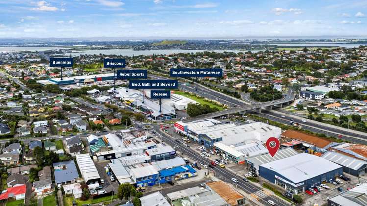 18 Carr Road Mt Roskill_2