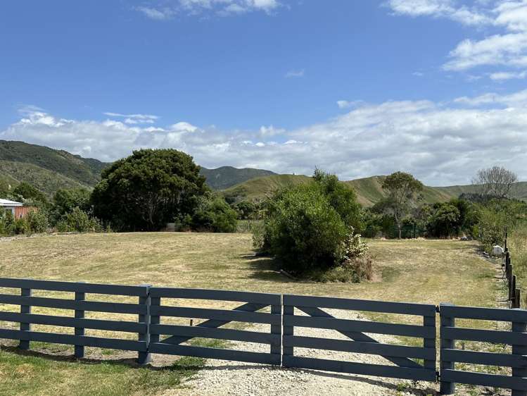 21 YMCA Road Mahia Peninsula_19