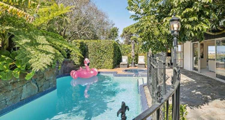 20 Stoneyroyd Garden_0
