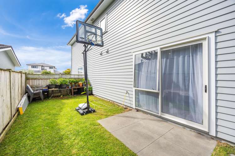 16 Couldrey Crescent Red Beach_29