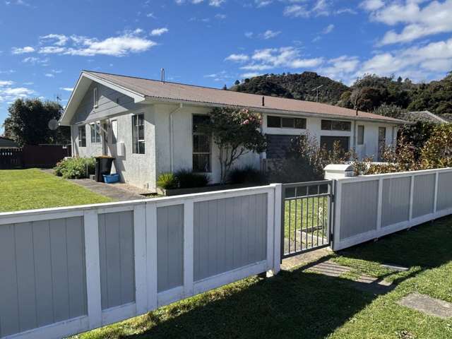 Sunny & Quiet 2 Bedroom home