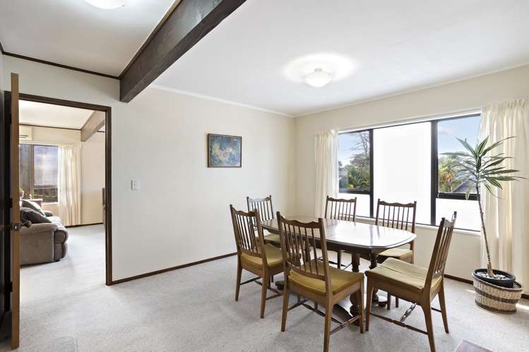 1/6 Miraka Place Birkenhead_6