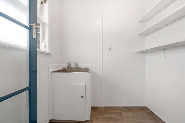 63 Lewin Street Balclutha_16