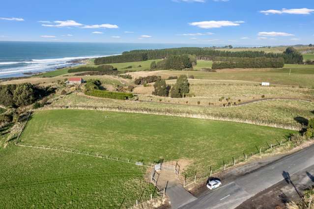 99 Akatore Road Taieri Mouth_4