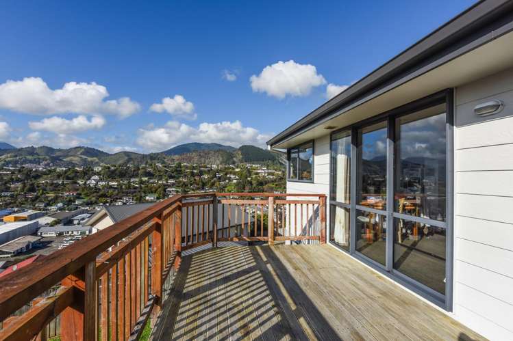 36 Saint Lawrence Street Toi Toi_4