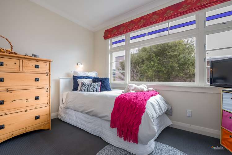 83 Woburn Road Woburn_14