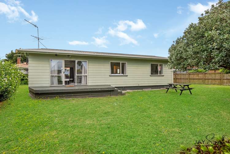 2/11 Cameron Street Papakura_14