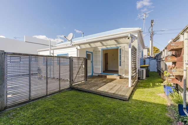 1/30 Bulteel Street City Centre_3