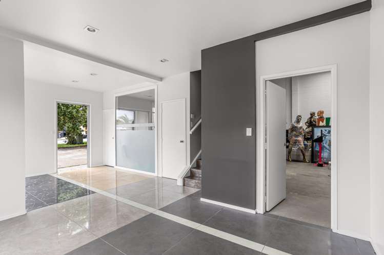 F/4 William Pickering Drive Albany_4