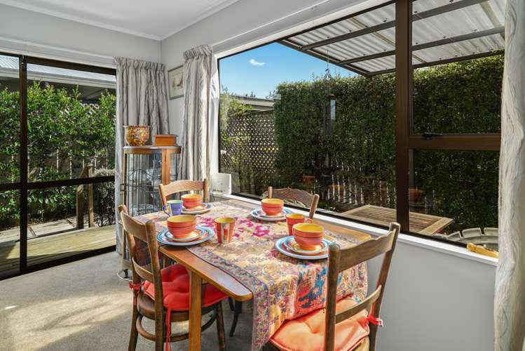 2/16 Palm Avenue Stoke_7