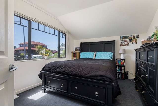 12A Landsdowne Terrace Karori_4