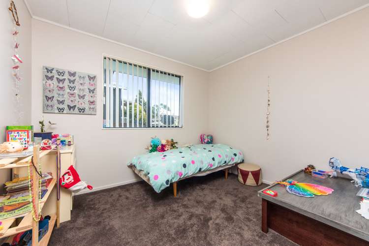 93a Henderson Valley Road Henderson_11