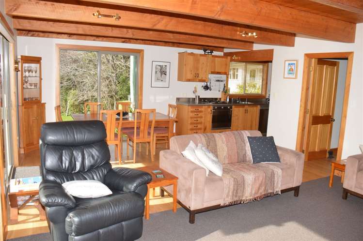 24 Percy Street Akaroa_10