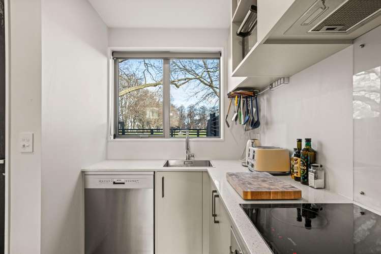 18/27 Harewood Road Papanui_10