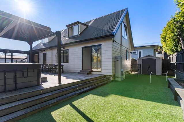 Fully Renovated Luxury Living in Double Grammar Zone