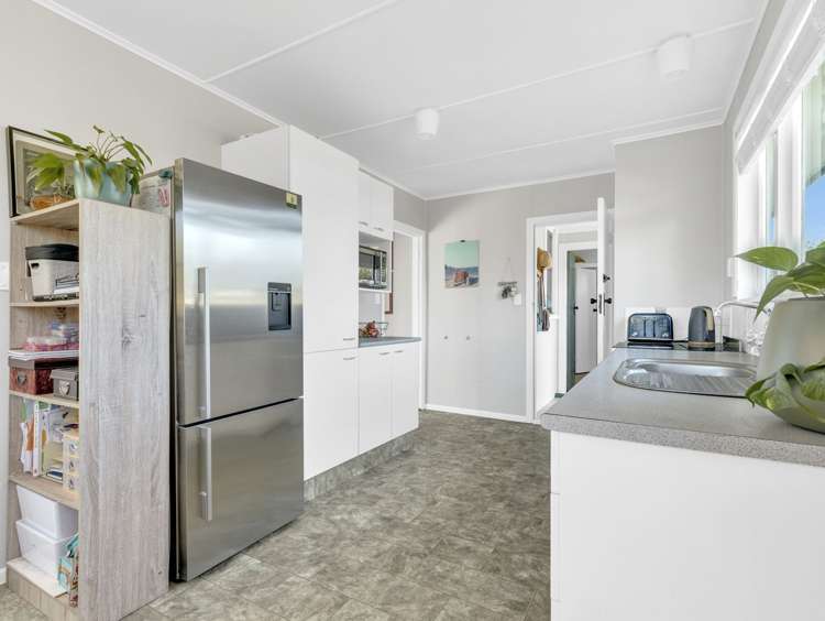 29 McKenzie Road Owhata_7
