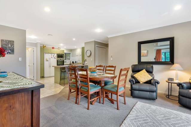 4 Charles Close Springvale_4
