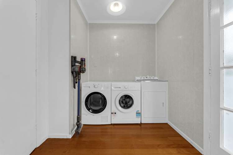 7 Limmer Place Browns Bay_26