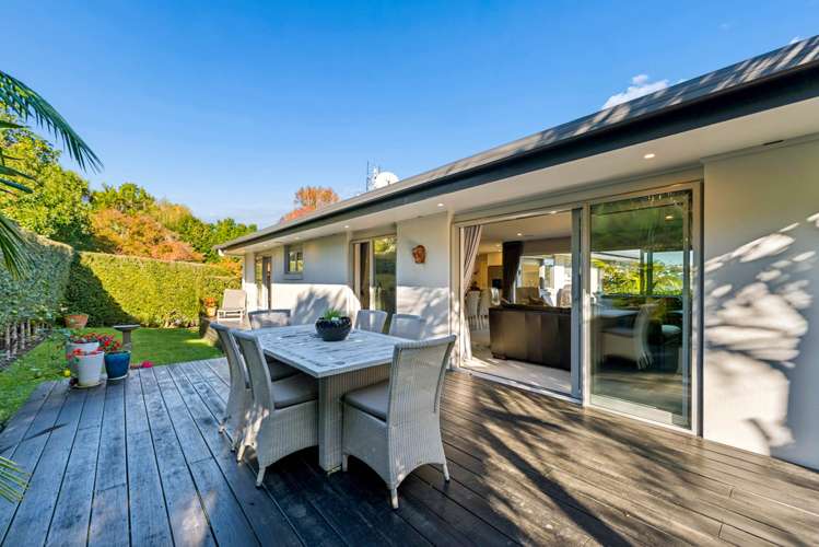 455A Beach Road Murrays Bay_9