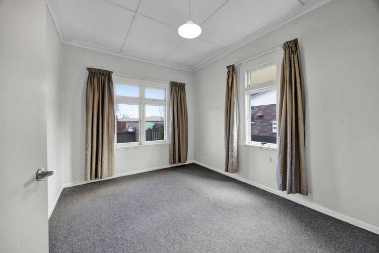 10 Erin Street Hawera_11