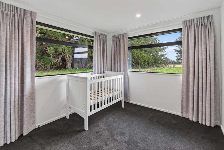 325 Curraghs Road Rolleston_14