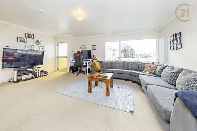 1/12 Dunstan Place Otara_3