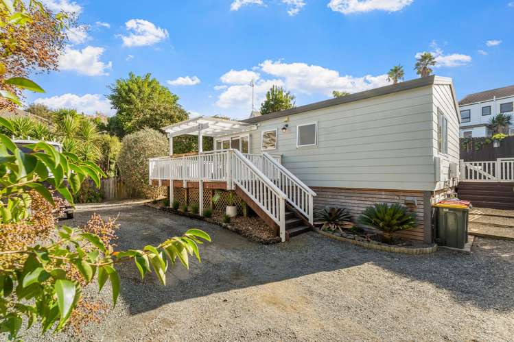 4b Kenneth Hopper Place_0