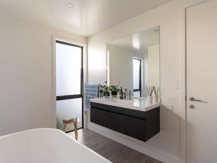 8 Upton Lane Richmond_16