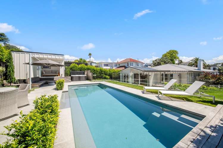 26 Glen Atkinson Street_0