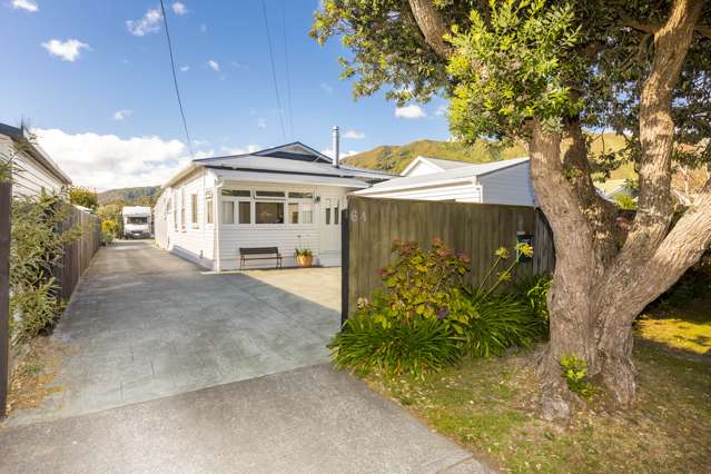 64 Bell Road Waiwhetu_1