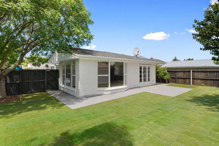 2/225 Greers Road_0