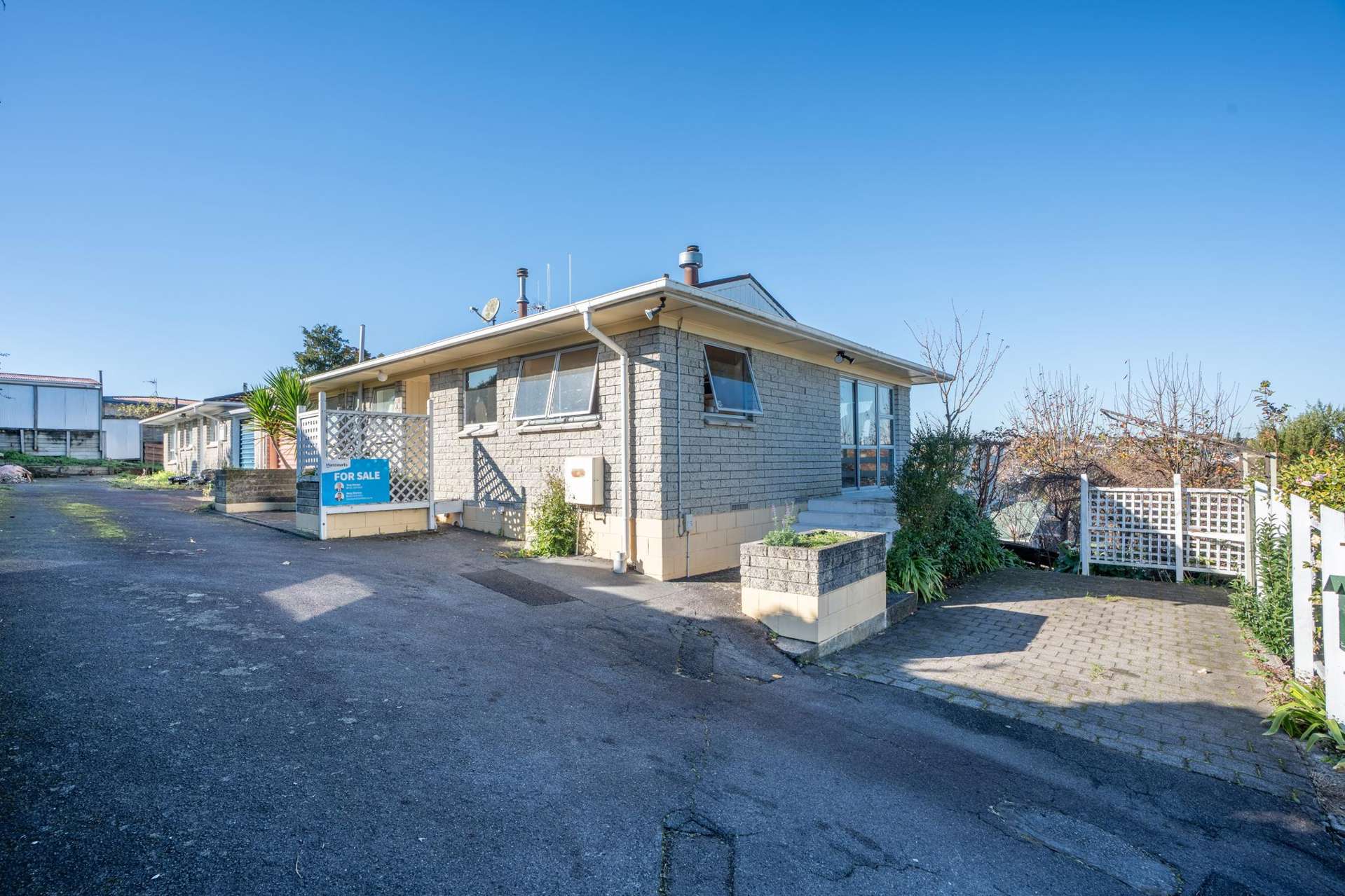 10A Mountbatten Place Dinsdale_0