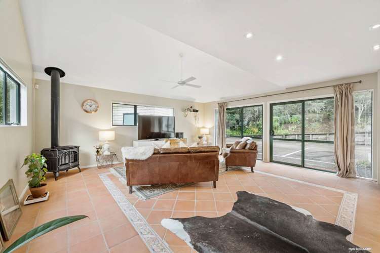 1 Whangaparaoa Road Red Beach_7