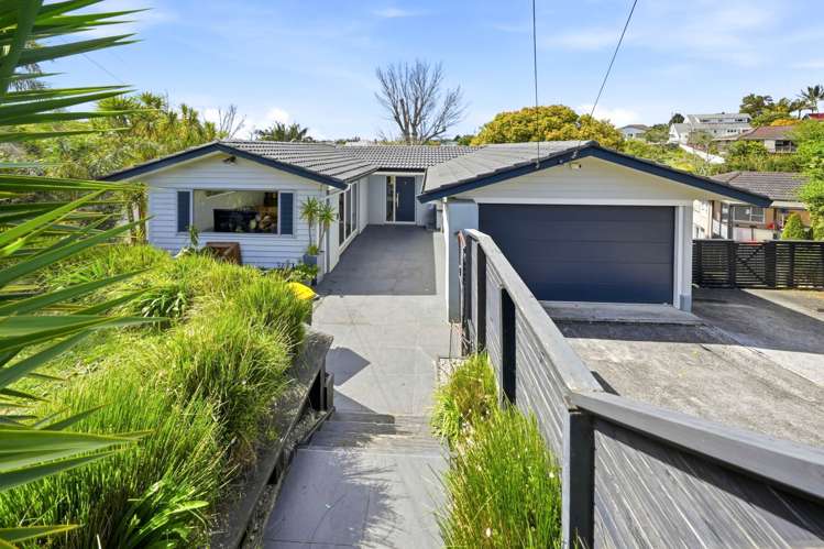 23 Glenfern Road Mellons Bay_15