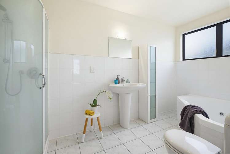 17 Landsdowne Terrace Karori_9