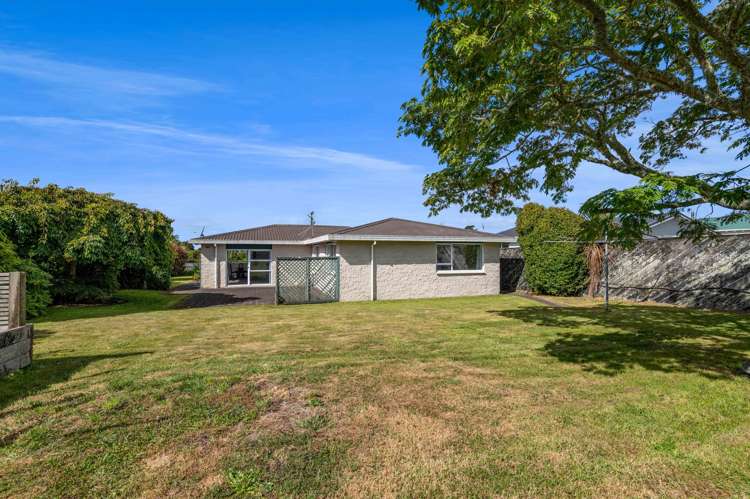 23 Swansea Road Stratford_15