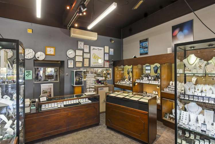 167-169 Oxford Street Levin_21