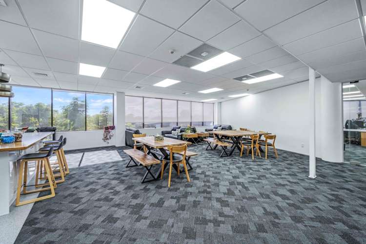 6 Alderman Drive Henderson_11