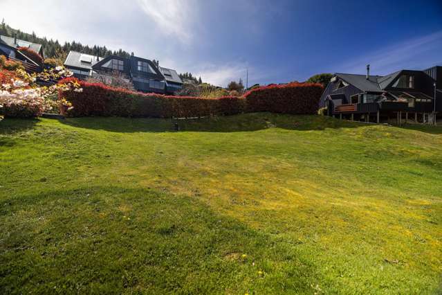 9 & 10/64 Goldfield Heights Queenstown_1