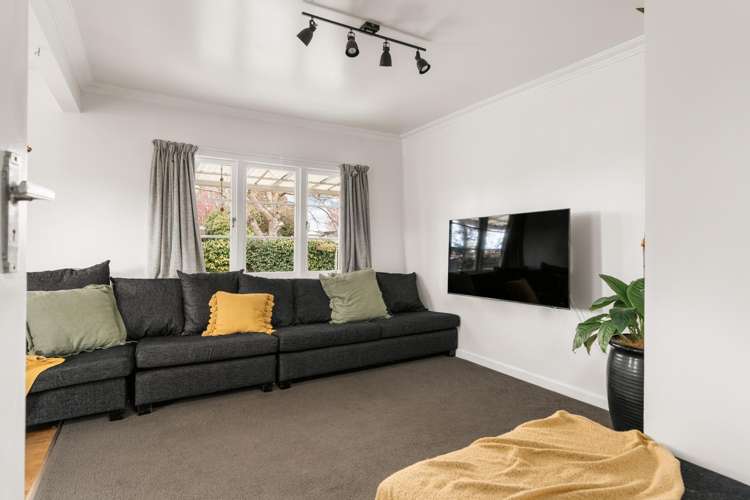 7 Rimu Street Gate Pa_11