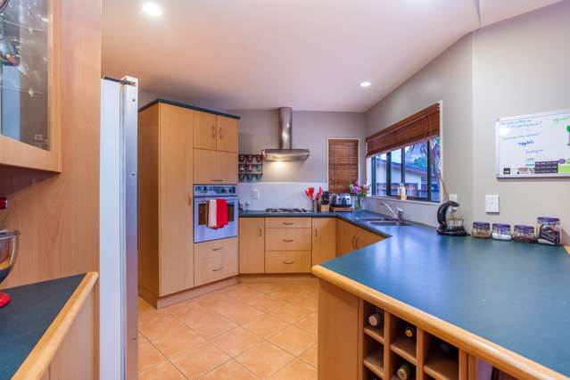 90d Atkinson Road Titirangi_1