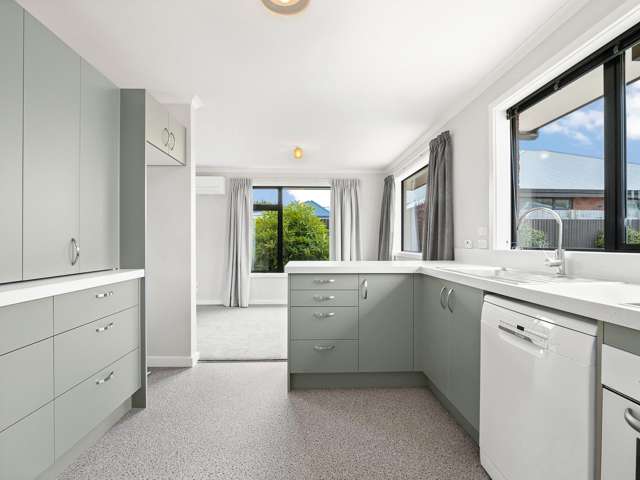 32a Baker Street Caversham_4