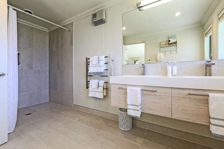 279 Church Road Greenmeadows_13