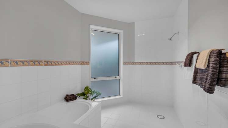 42 Rempstone Drive Halswell_13