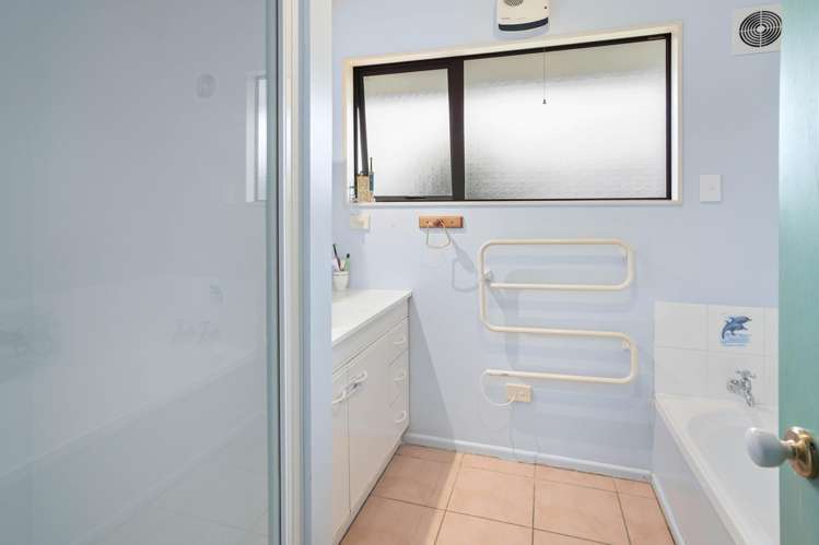 14 Olympus Way Richmond_20