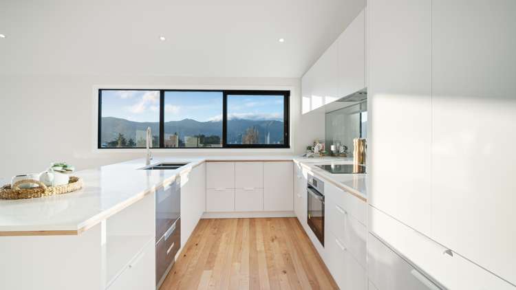 1 Euan Sarginson Place Diamond Harbour_7