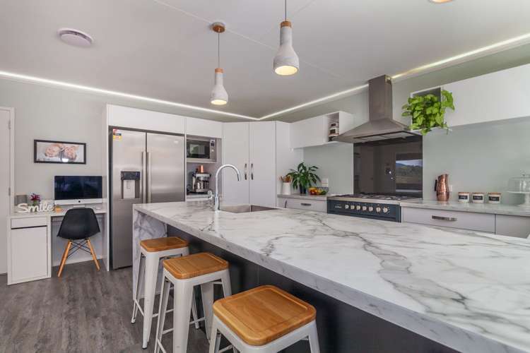 32 King Charles Drive Kingsley Heights_6