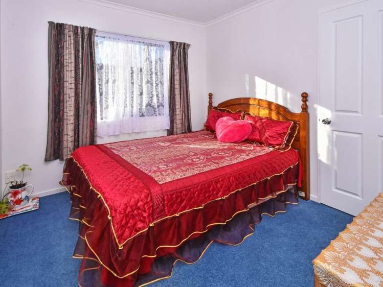 15 Eloise Place Clendon Park_8